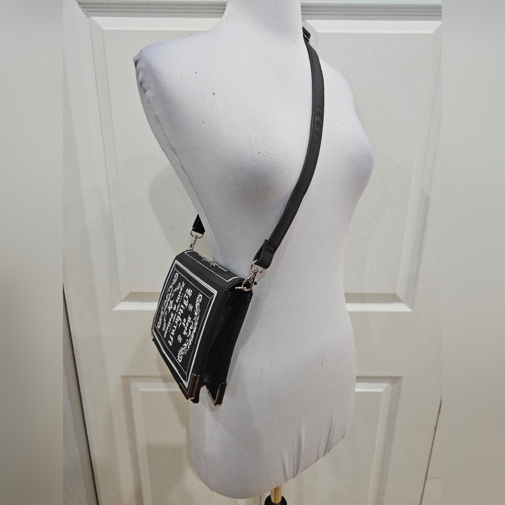 Hot Topic Goth Witchcraft Spells & Potions Book Black Crossbody Bag Purse NWT - Picture 9 of 9